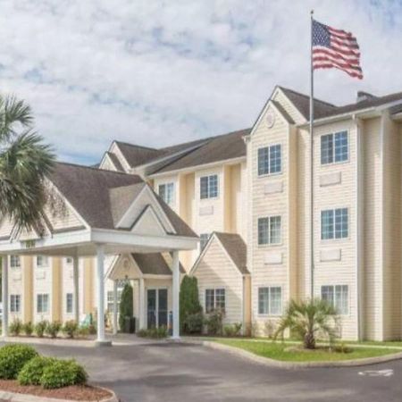 Microtel Inn & Suites By Wyndham Carolina Beach Exterior foto