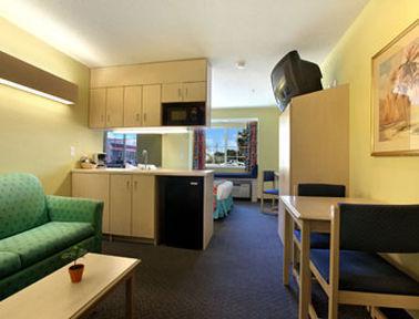 Microtel Inn & Suites By Wyndham Carolina Beach Zimmer foto